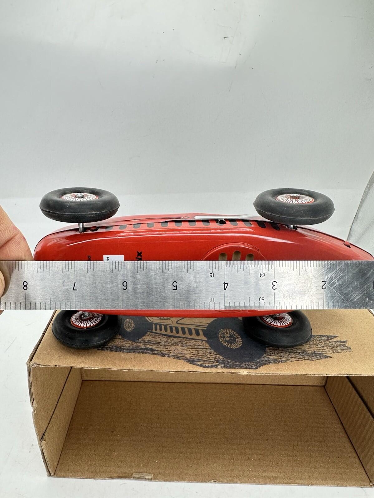SCHYLLING Plate Grand Prix Race Car With Piston Sound Friction Power