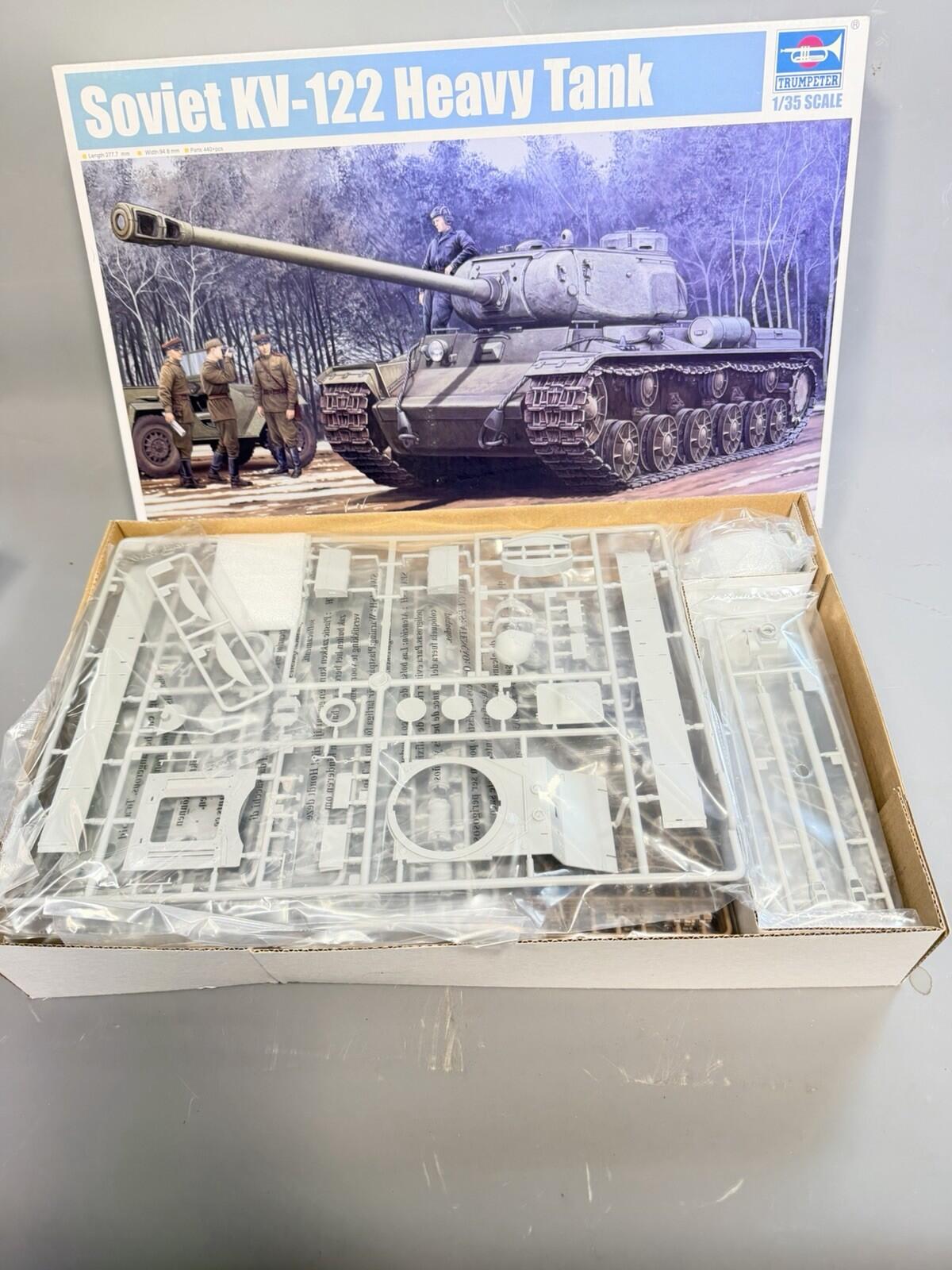 Trumpeter 1/35 Soviet KV-122 Heavy Tank # 01570- Plastic Model Kit New