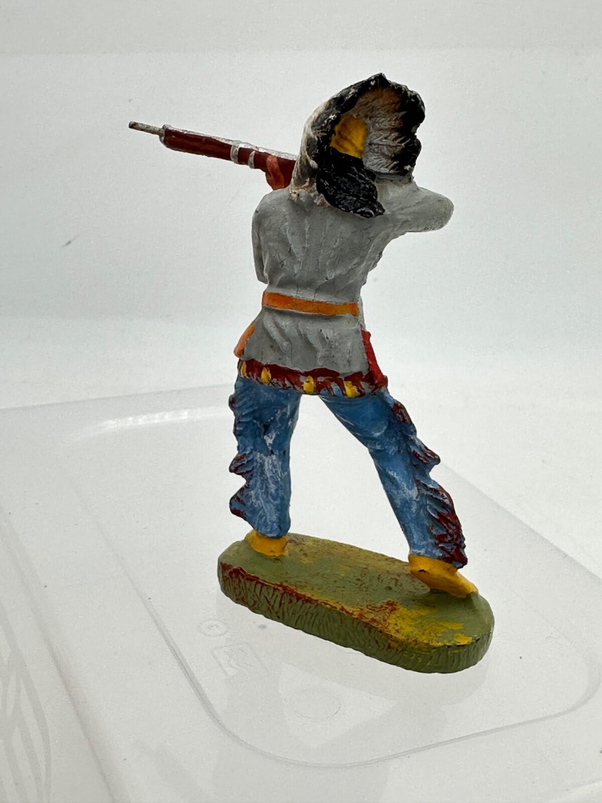 Elastolin Hausser  composite Indian standing shooting 6840 7CM SCALE
