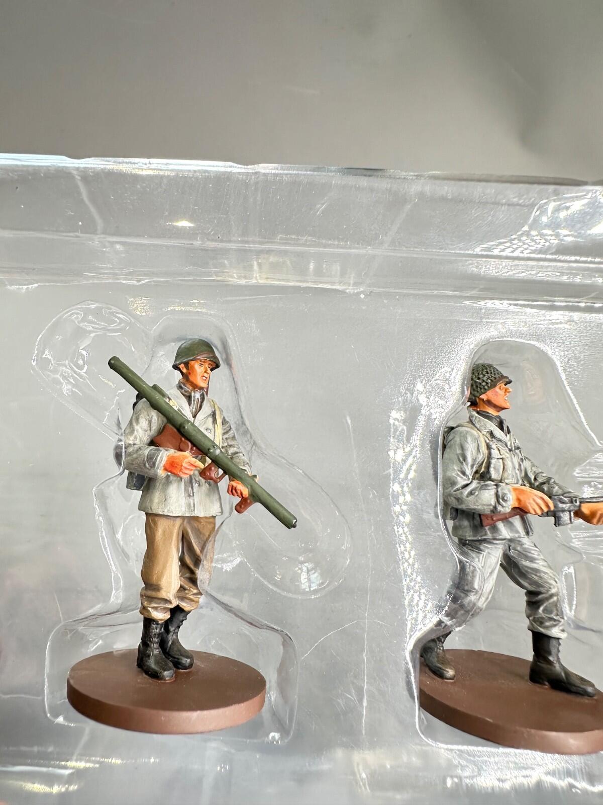 world war 2 101st airborne SCREAMING EAGLES art 2013 hand painted 1/32 scale