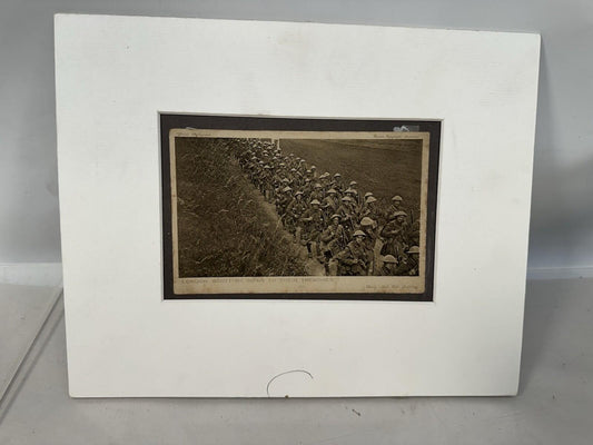 WW1 London Scottish Framed Postcard -going To The Trenches Daily Mail