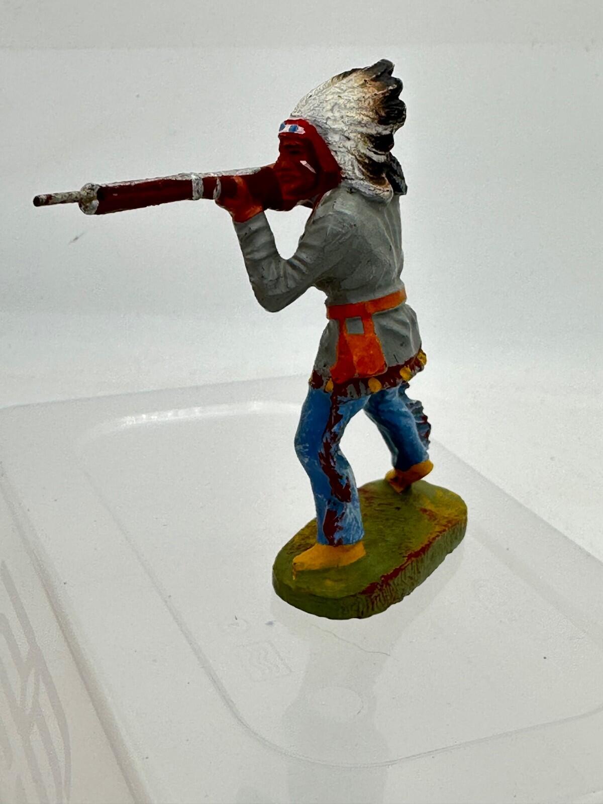Elastolin Hausser  composite Indian standing shooting 6840 7CM SCALE