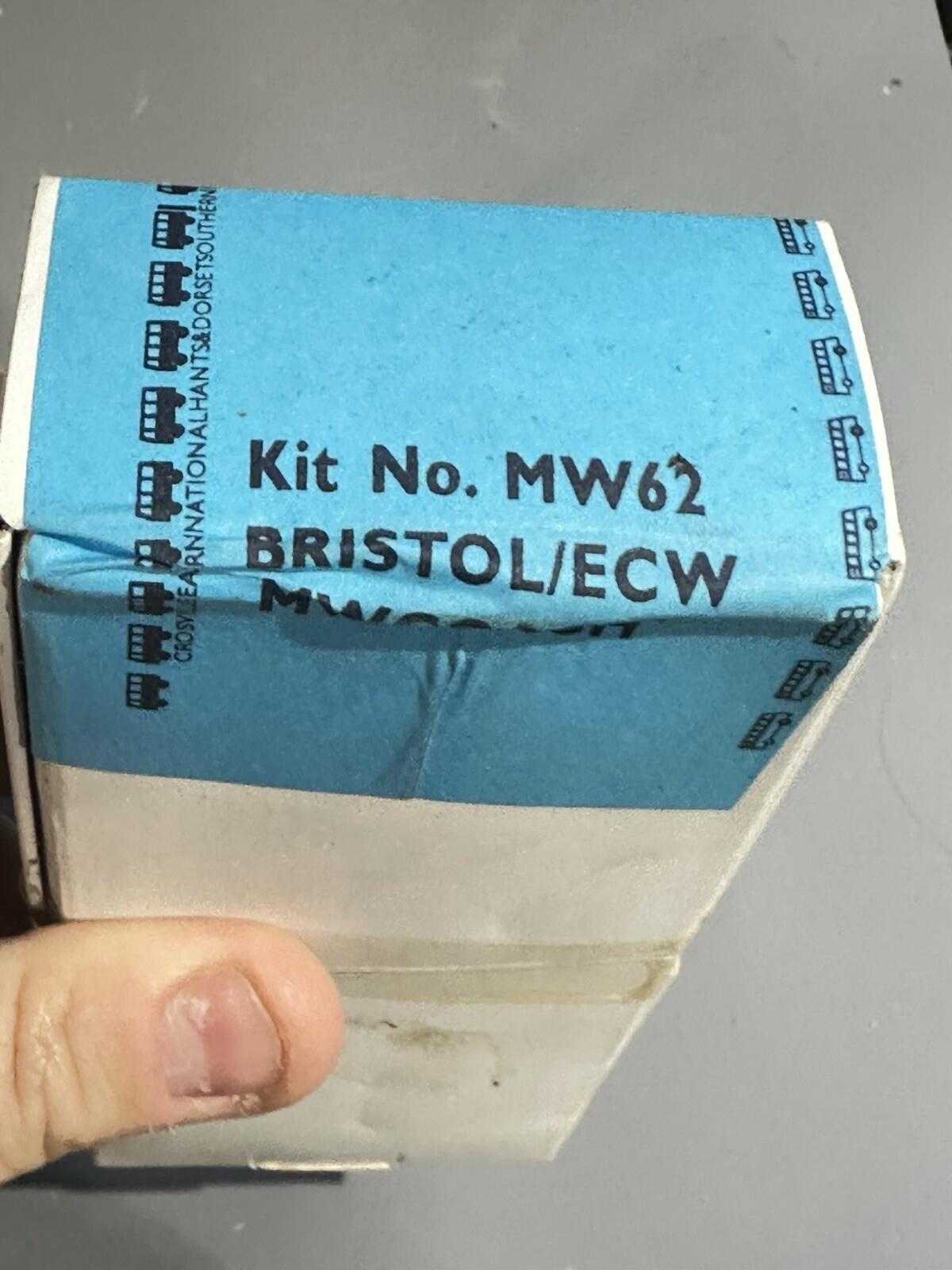 LBC MW62 Bristol MW ECW Coach 1/76 Resin Bus Kit Factory Sealed NOS