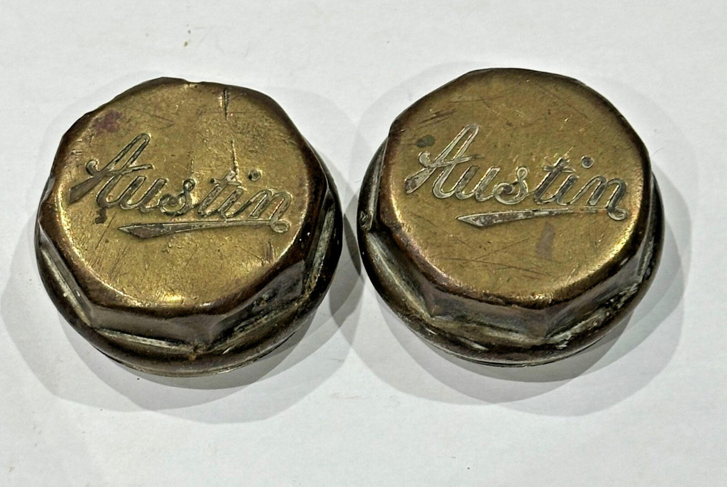 Austin 1920s Brass Wheel Hub Centre Grease Cap – Good Used