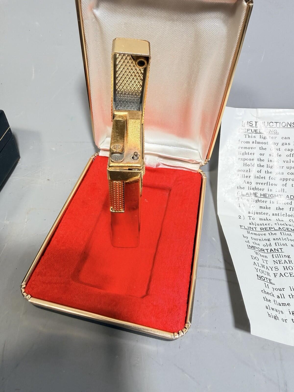 Vintage Hadson Triumph Lighter Gold Tone Japan Table Lighter w Case Mid Century