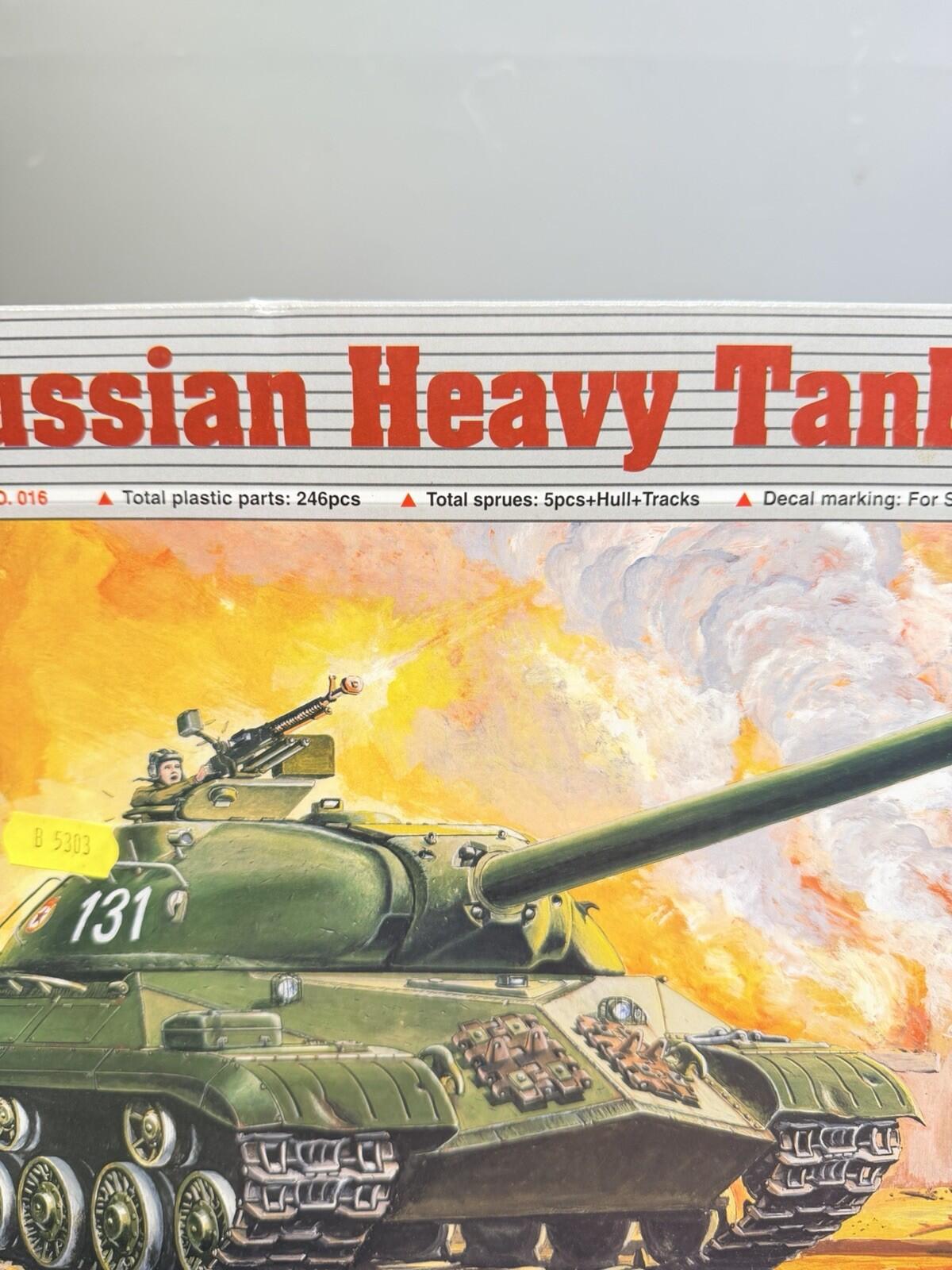 Trumpeter 1/35 Soviet IS-3M Heavy Tank # 016 Plastic Model Kit New