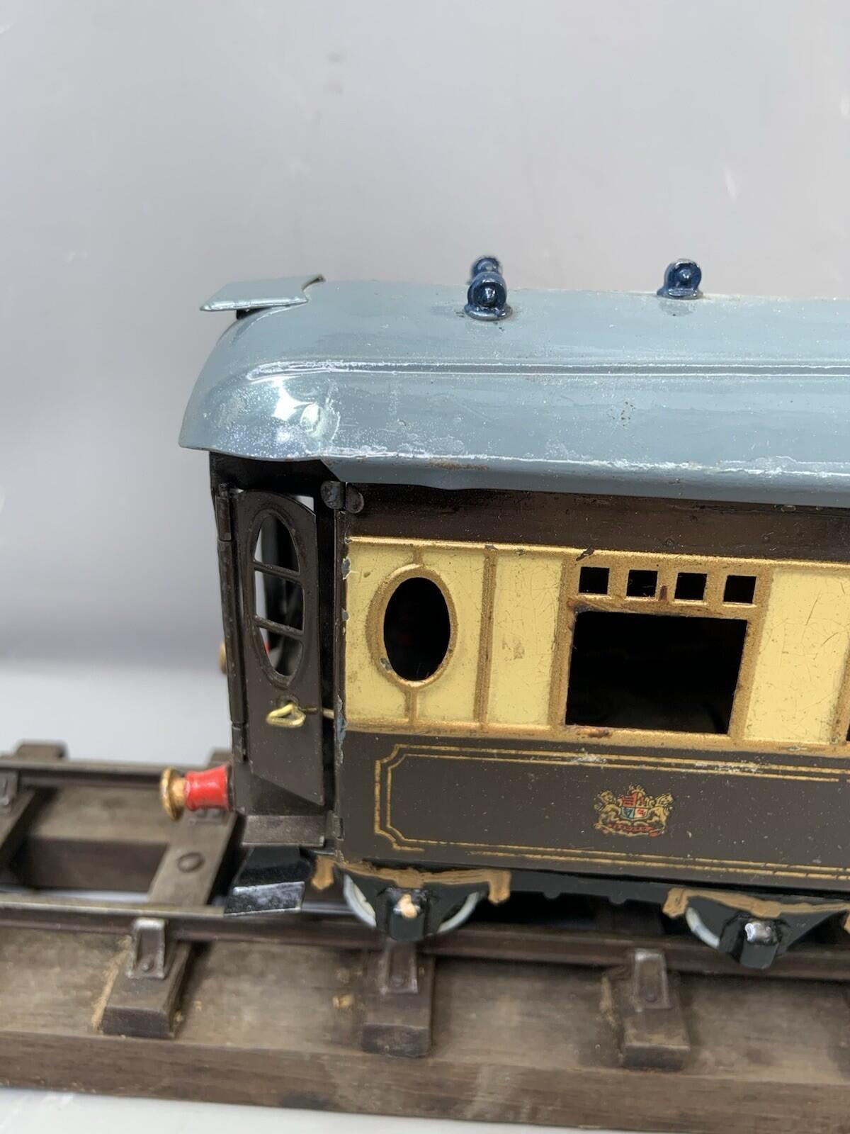 O Gauge HORNBY SERIES No. 2  Special Pullman Coach - Iolanthe - Pre War Model.