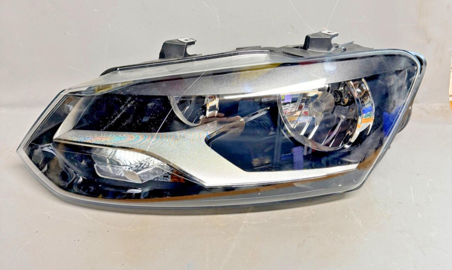 VW POLO 6R 3 DOORS BLUE GT 2015 (09-14)  PASSENGER SIDE HEADLIGHT new genuine VW