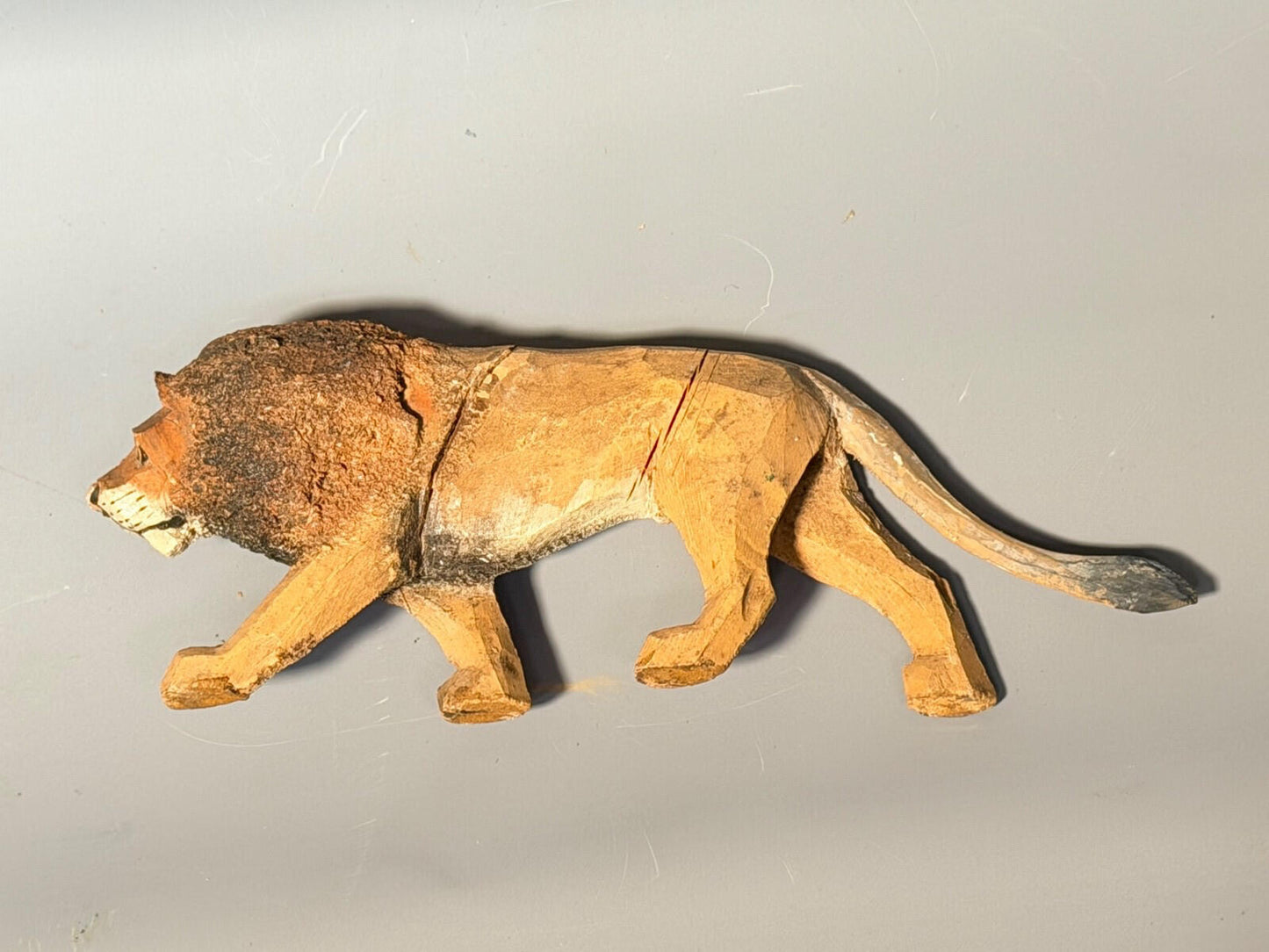 Forest Toys of Brockenhurst: NOHAS ARK lion with Maine male Frank Whittington -