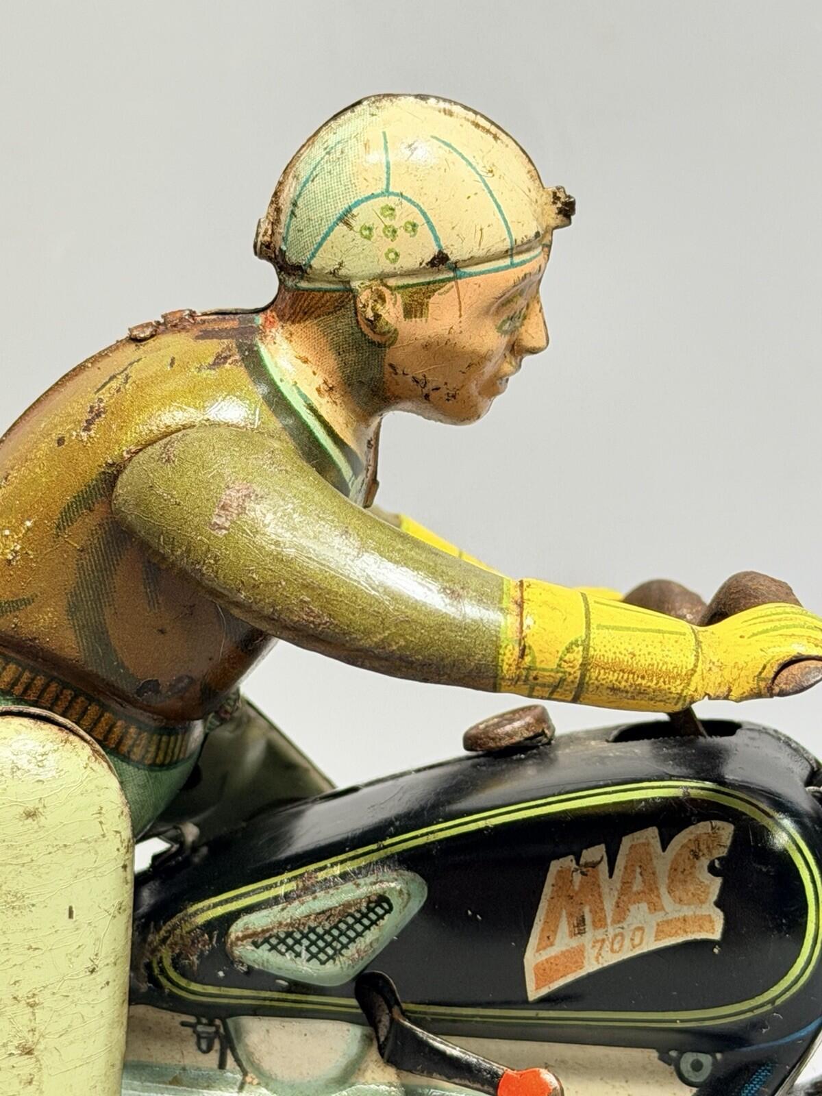 Arnold Mac 700 Clockwork  Motorcycle RARE  Harley Davidson Indian 1948 WORKING