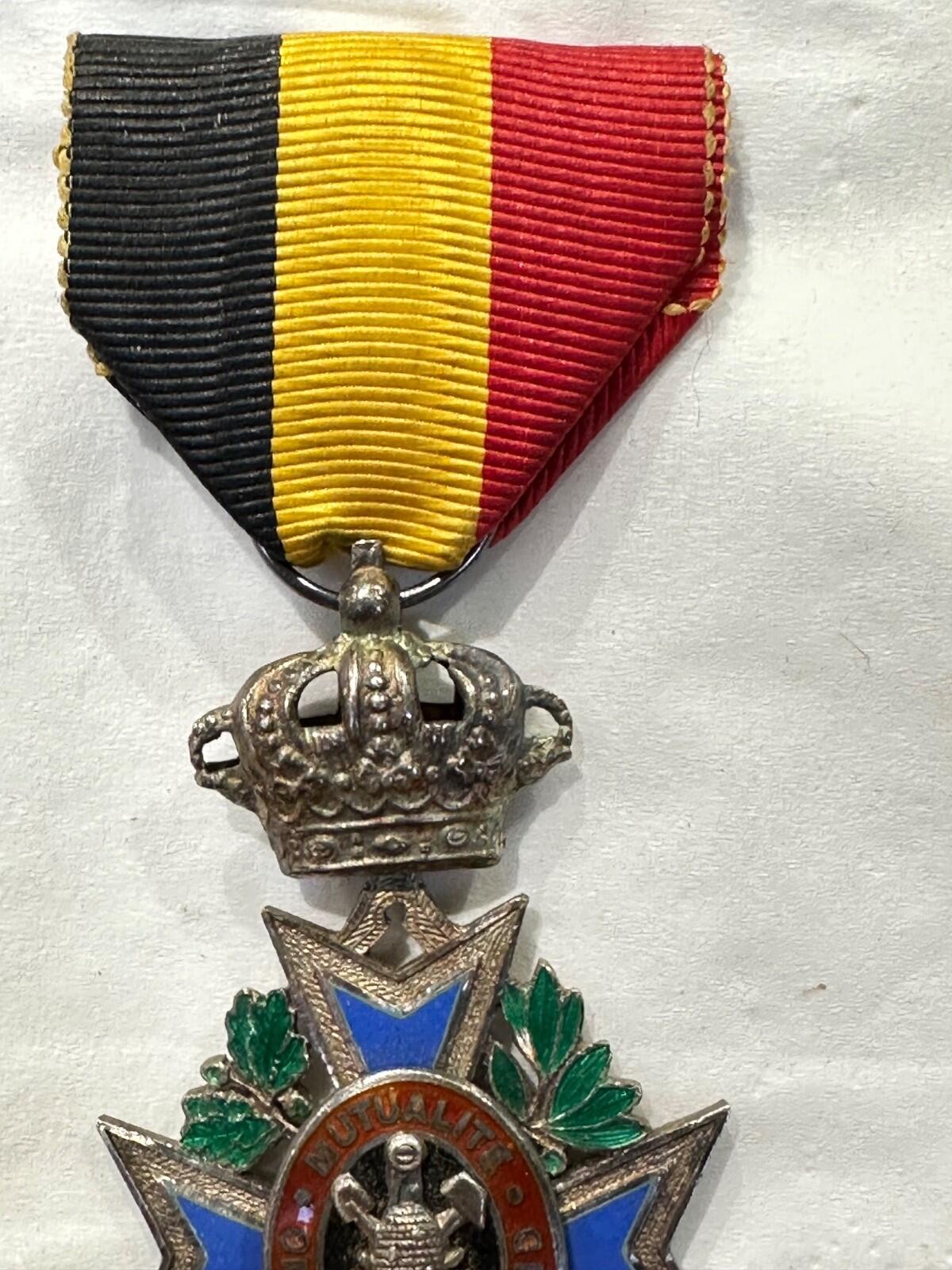 Belgian Mutuality 2nd Class Medal (Mutualité 2ème Classe) — Original Ribbon — Ve