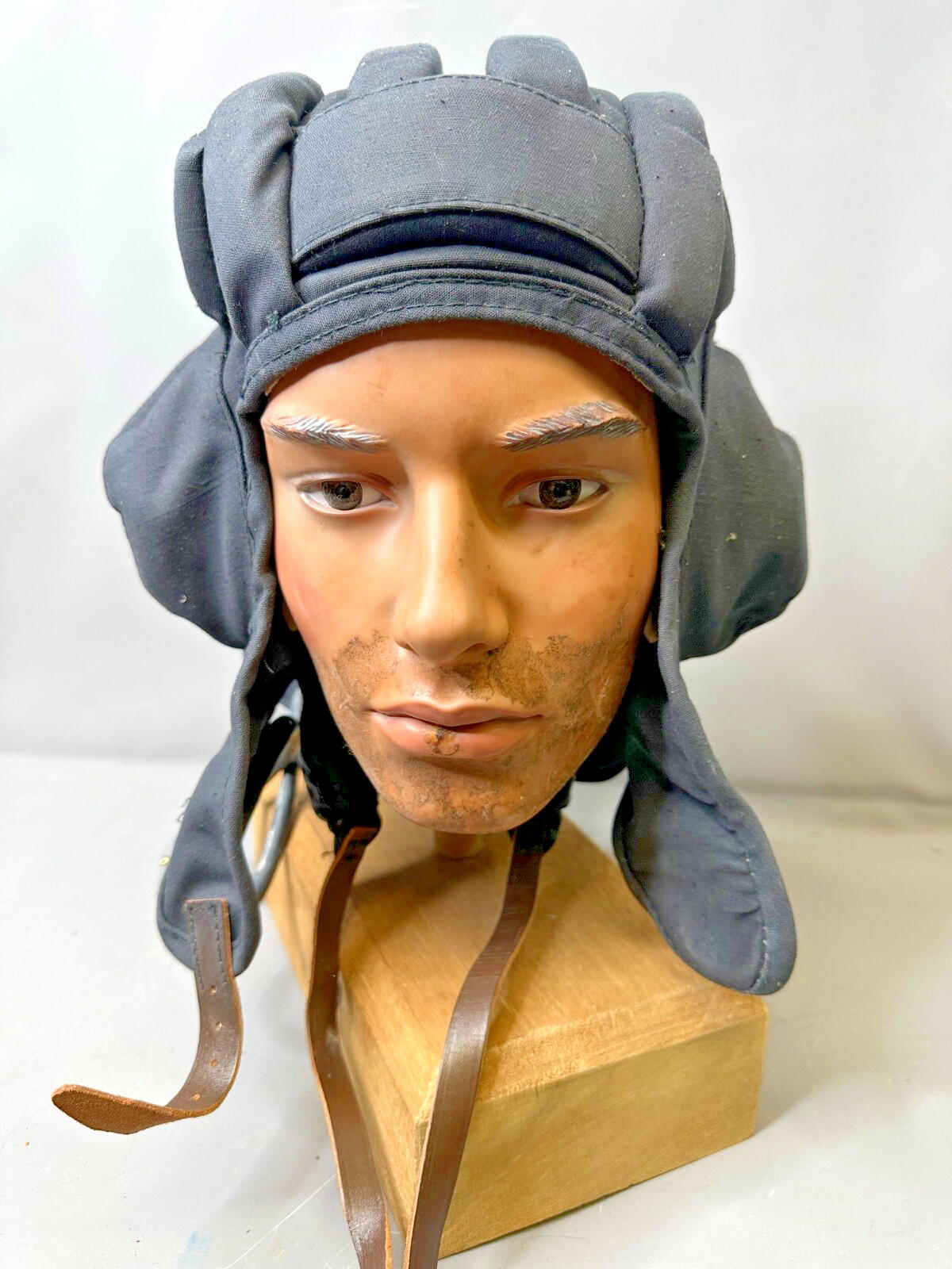 Soviet Tanker Helmet ShL-61M 1983 Cold War USSR Armoured Crew mic & earphones