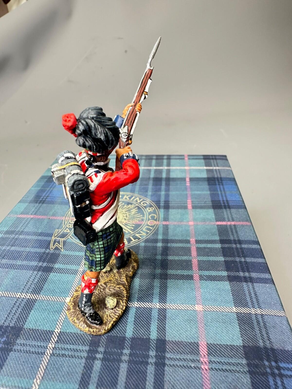 Napoleonic 42ND HIGHLANDER BLACK WATCH LUNGING 1:30 NA54 King & country