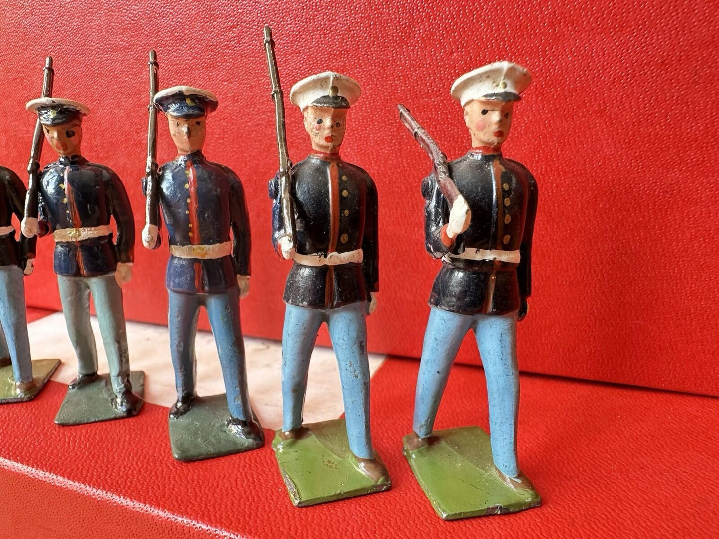 W Britains Post War 1948 Set 228 U.S. Marines with White Caps Original Paint