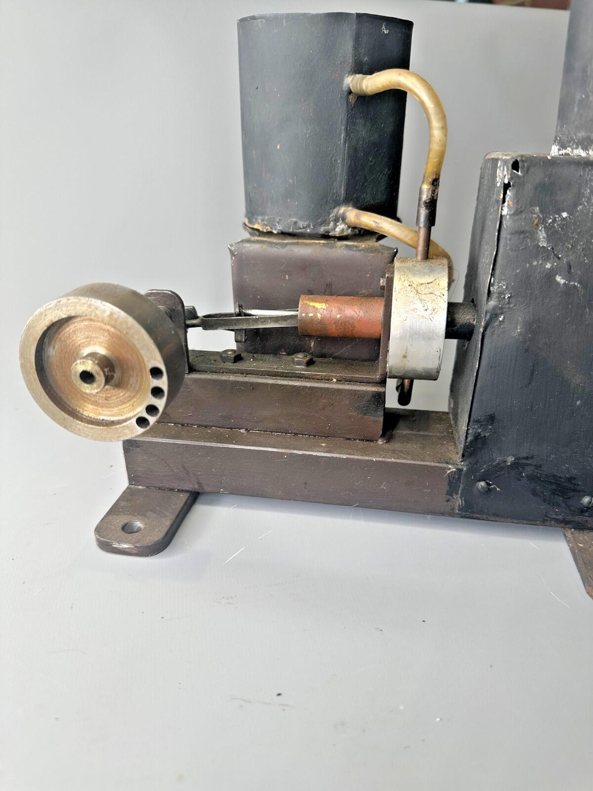 HOT AIR STIRLING Like LIVE STEAM horizontal engine hand made used