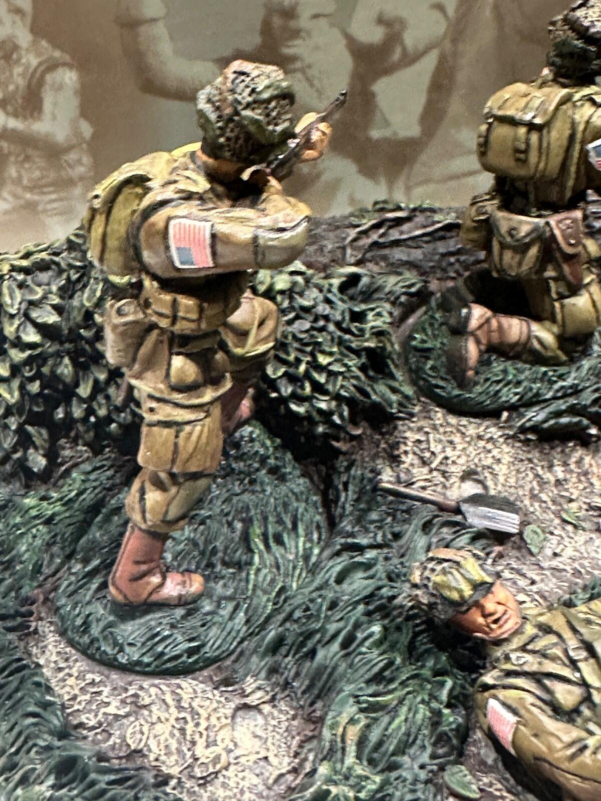 WW2-HEDGEROW FIGHTING PART 1- 5 FIGS & BASE WW2-080 NOS CONTE COLLECTABLES
