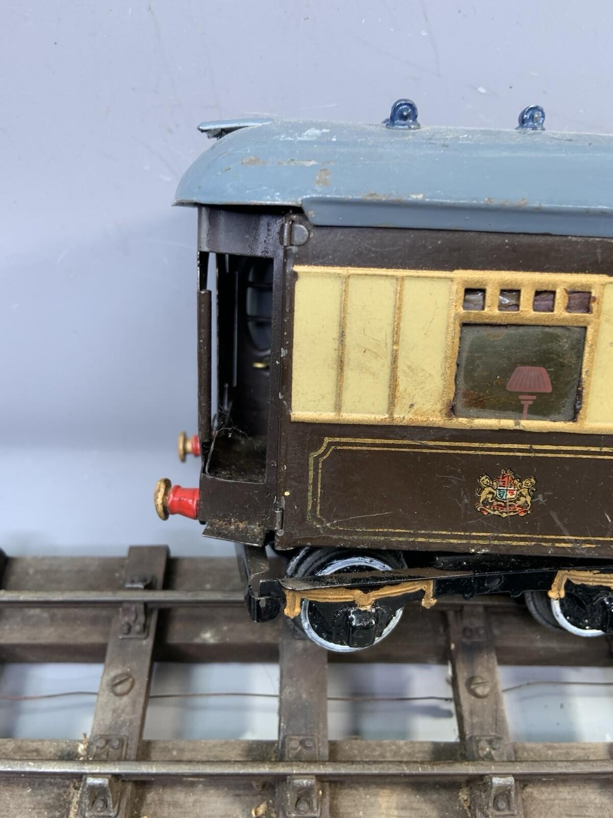 O Gauge HORNBY SERIES No. 2  Special Pullman Coach - Iolanthe - Pre War Model.