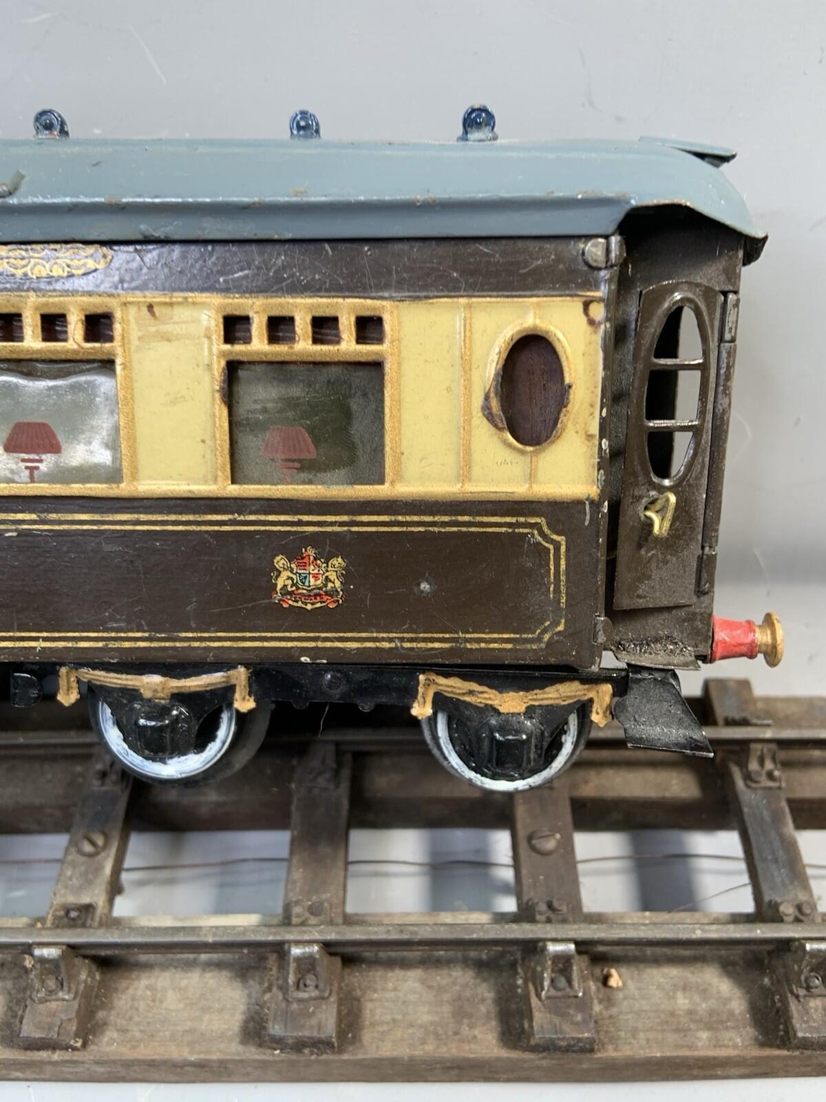 O Gauge HORNBY SERIES No. 2  Special Pullman Coach - Iolanthe - Pre War Model.