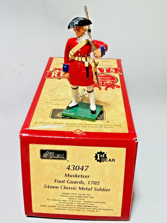 W. BRITAINS #43047 REDCOATS MUSKETEER FOOT GUARD 1705 NOS 54MM