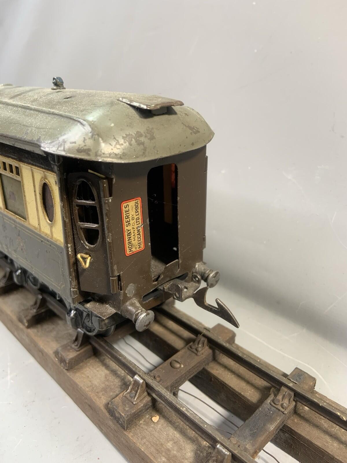 O Gauge HORNBY SERIES No. 2  Special Pullman Coach - Iolanthe - Pre War Model. B