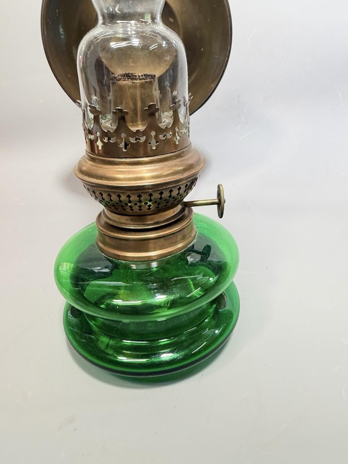 Antique Green Glass Oil Lamp P&A F&M Rundbrenner Burner Victorian Finger Lamp