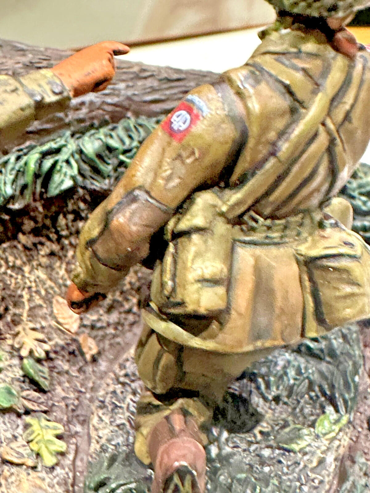 WW2-HEDGEROW FIGHTING PART 1- 5 FIGS & BASE WW2-080 NOS CONTE COLLECTABLES