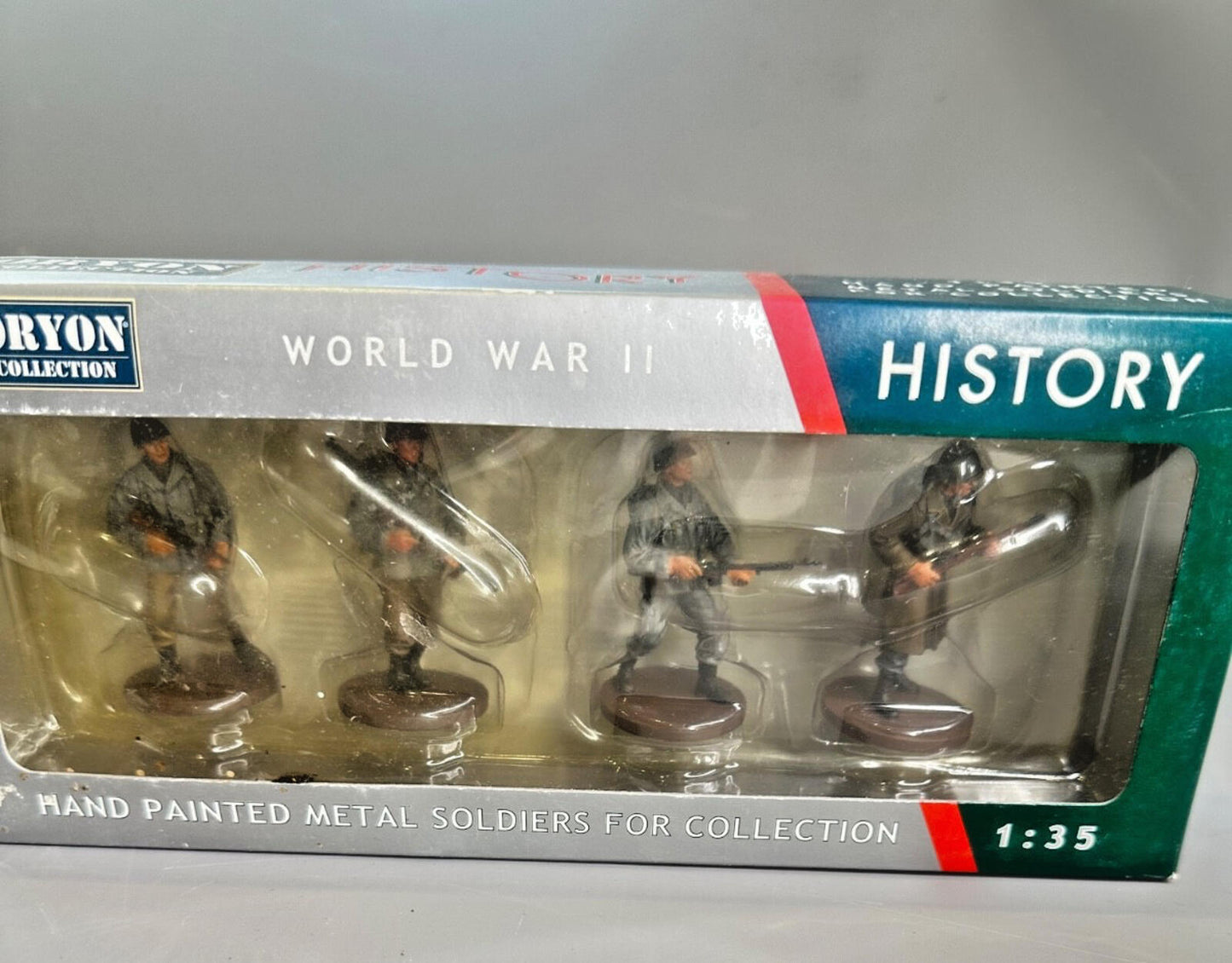 world war 2 101st airborne SCREAMING EAGLES art 2013 hand painted 1/32 scale