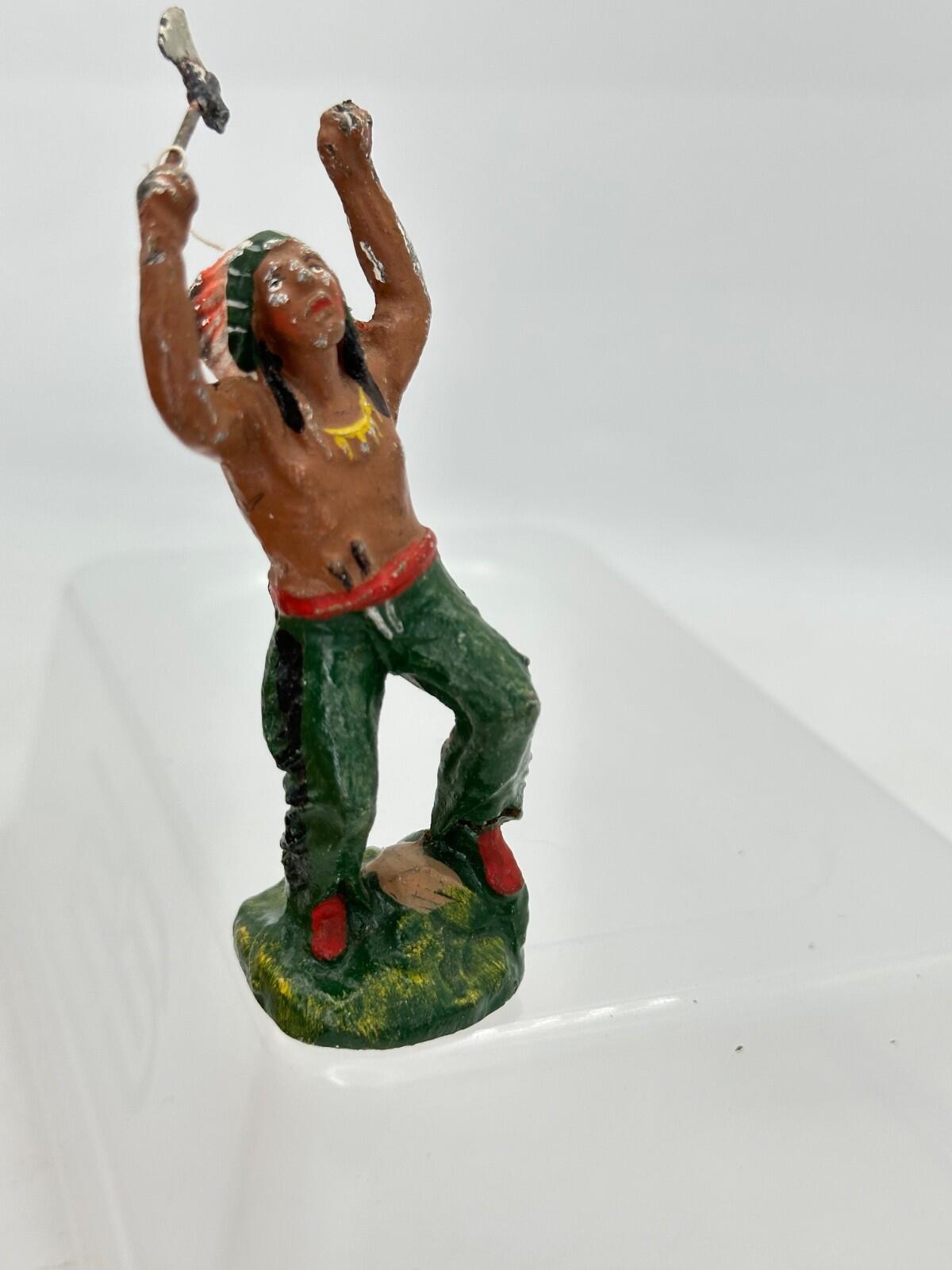 Elastolin Hausser German composite Indian dancing & tomahawk 6816 7CM SCALE