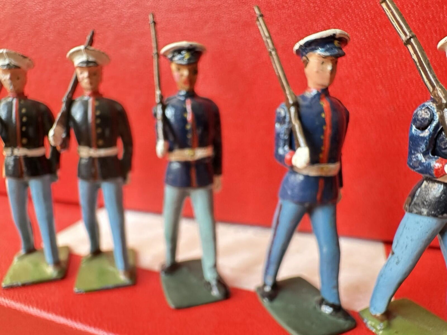 W Britains Post War 1948 Set 228 U.S. Marines with White Caps Original Paint