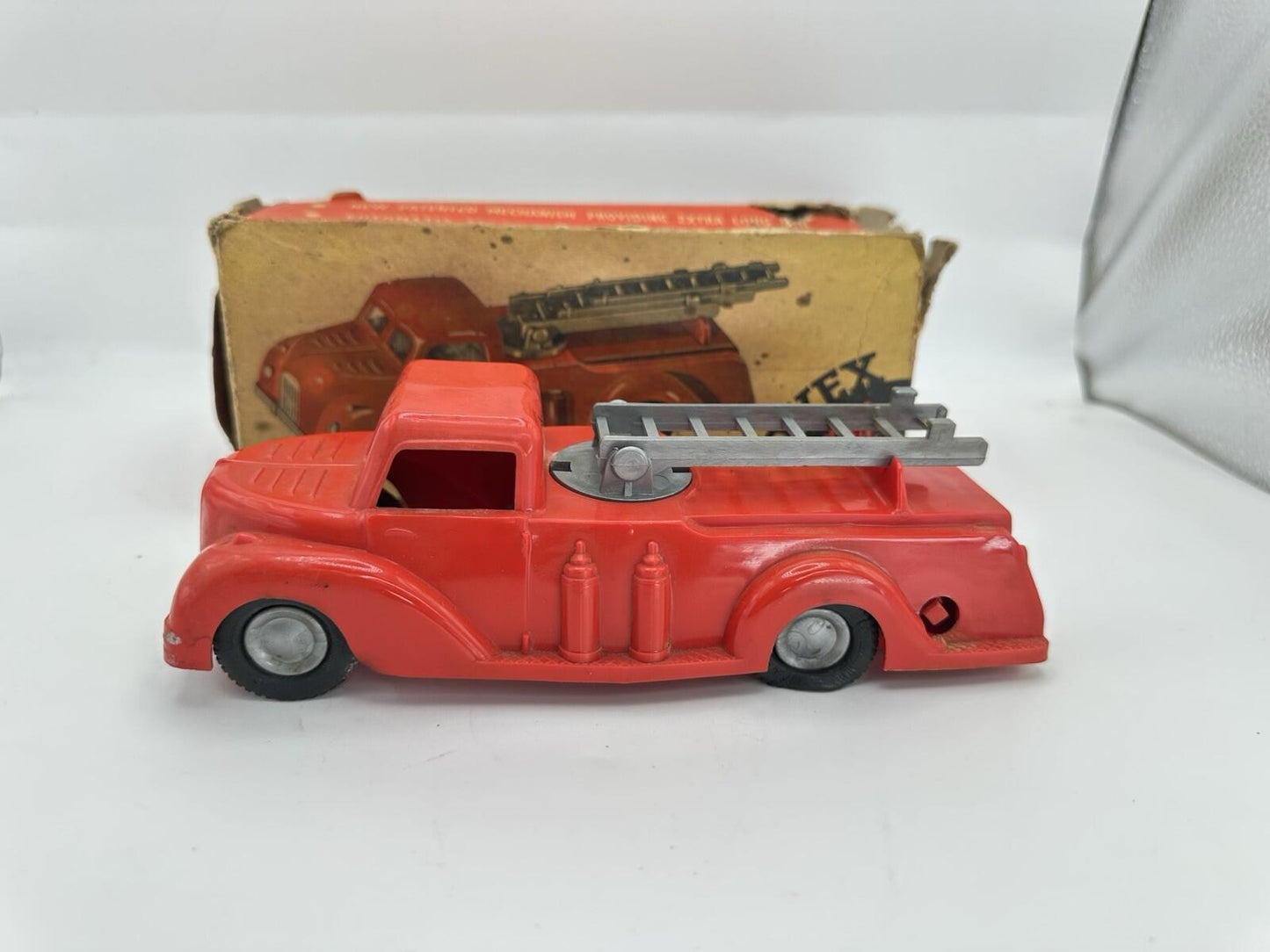 Fire Engine By Rovex Plastic Boxed 1950/60’s Rare Item Vintage toy