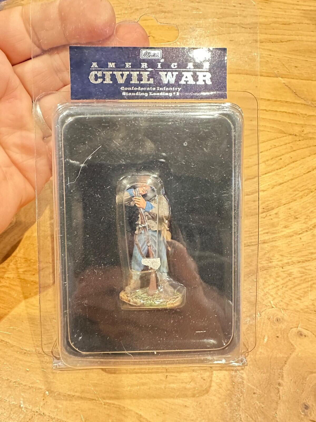 W Britains AMERICAN CIVIL WAR #31027 54MM CONFEDERATE STANDING LOADING #1