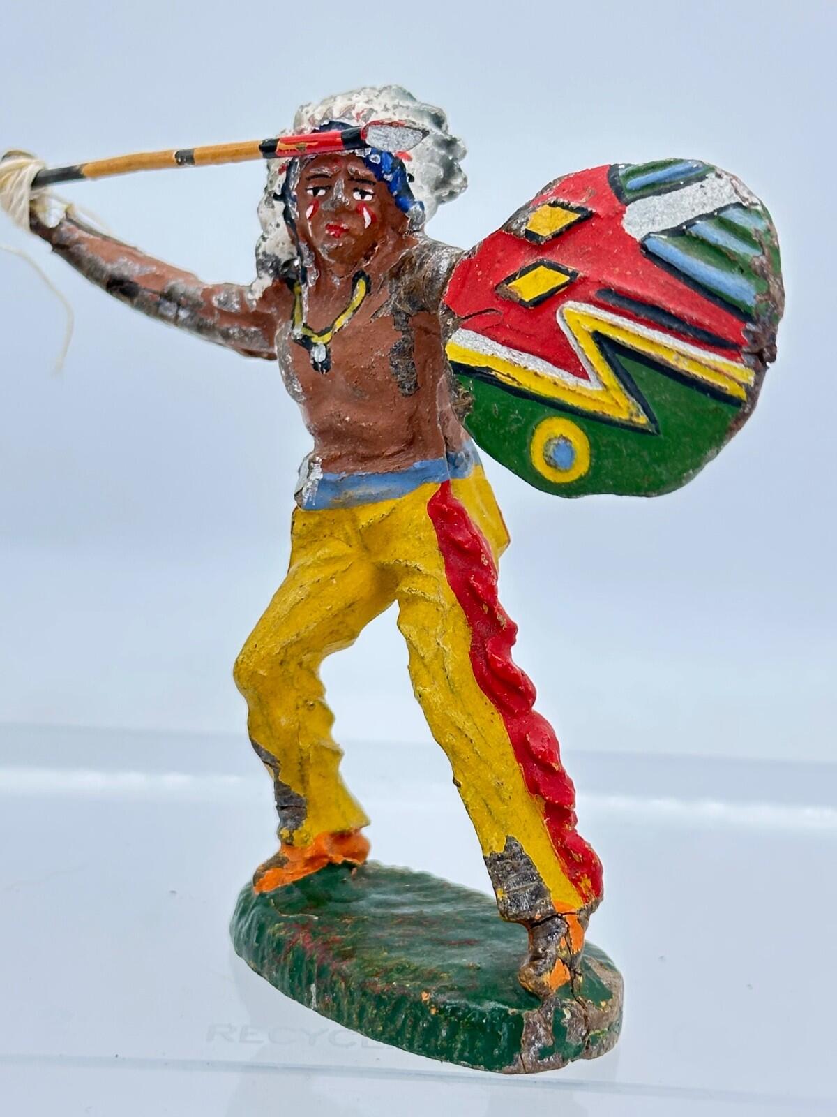 Elastolin Hausser  composite Indian with spear & shield 6822 7CM SCALE