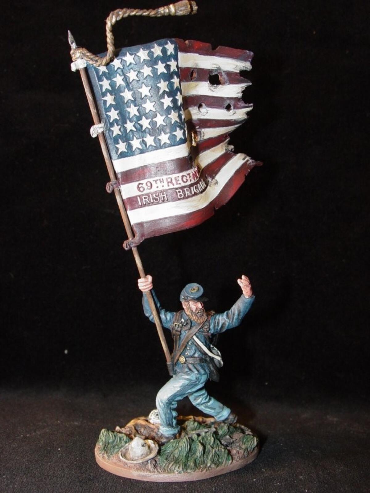 CONTE COLLECTABLES ACW #ACW57163 UNION CHARGING FLAG BEARER IRISH BRIGADE NEW
