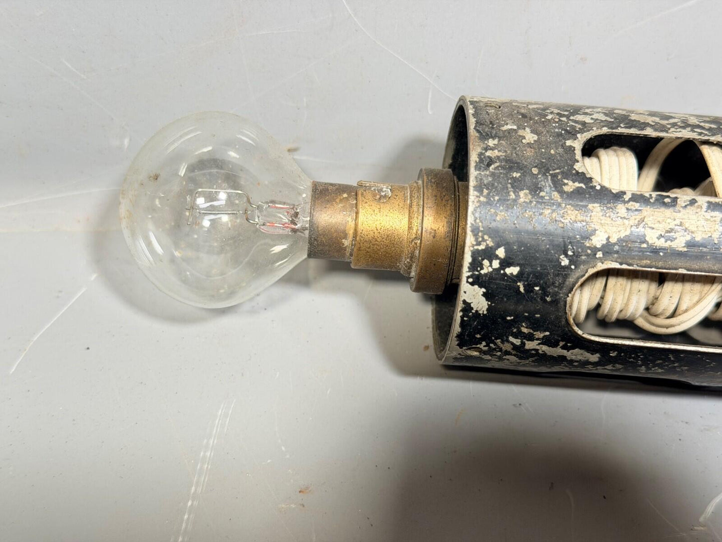 WWII Military “Bird Cage” Inspection Lamp Vintage Trouble Light j Lucas black