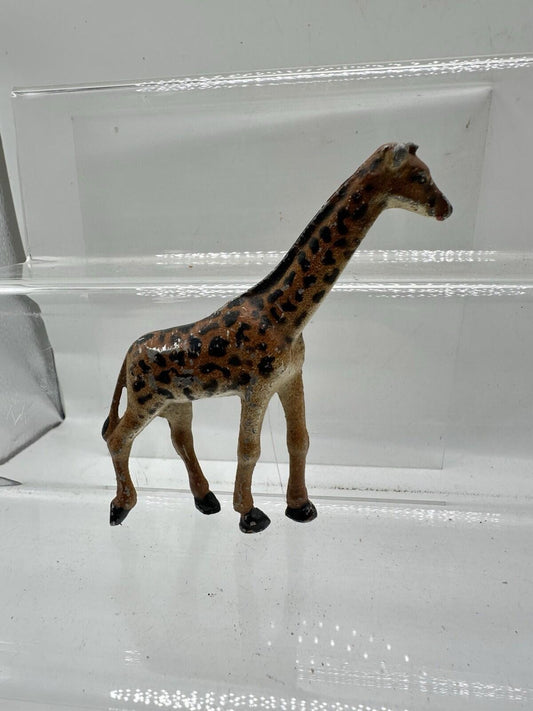 Wendal Aluminium Giraffe Figure