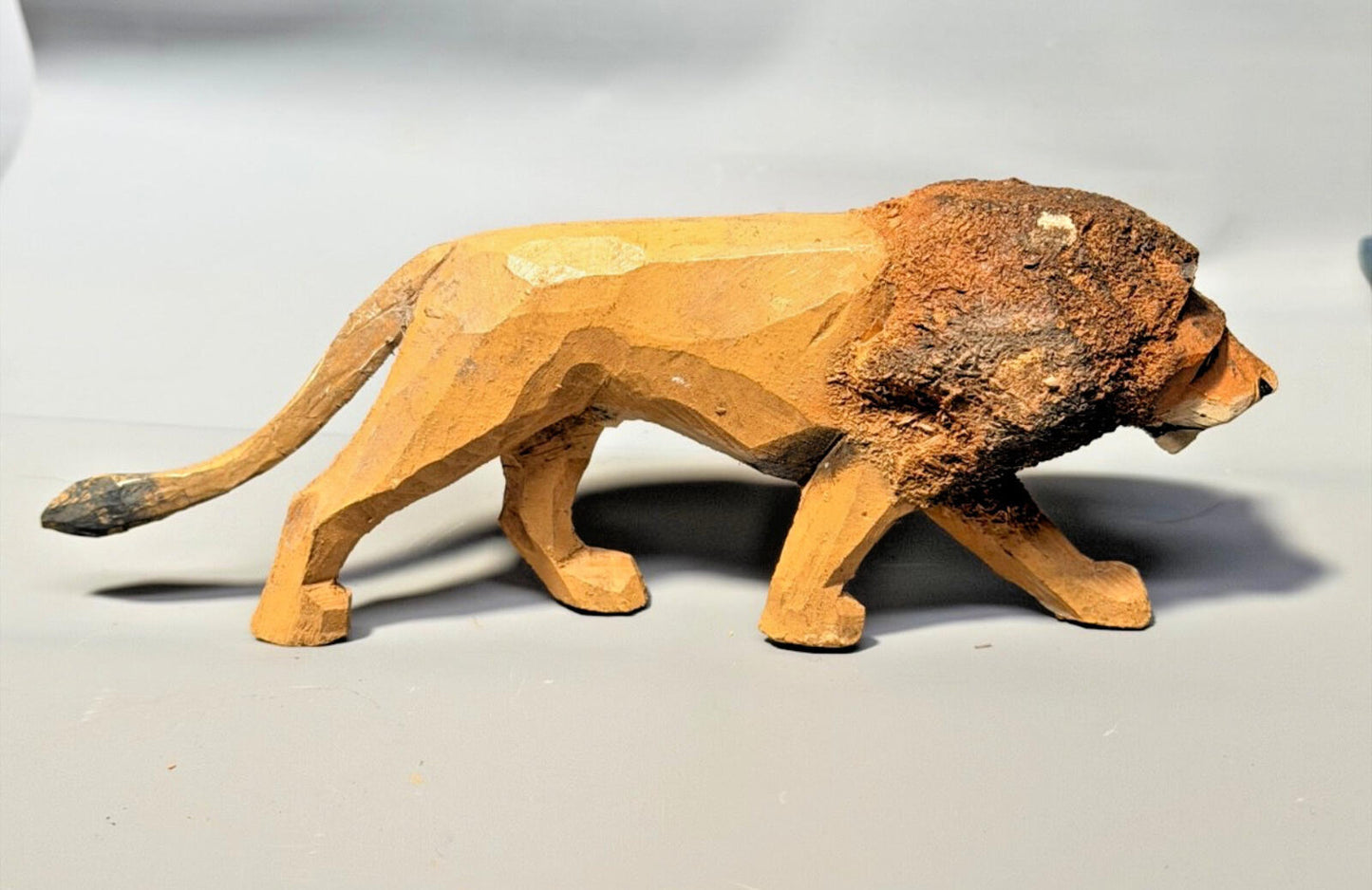 Forest Toys of Brockenhurst: NOHAS ARK lion with Maine male Frank Whittington -