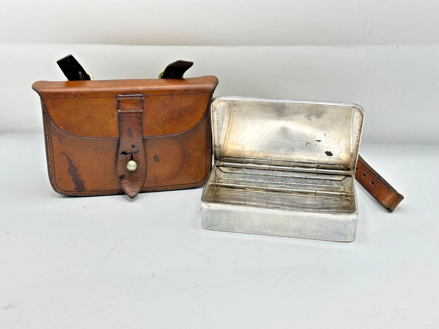 james Dixon Leather-Cased Saddle Fitting Sandwich Tin — Hunting Collectable