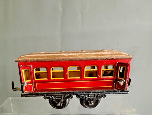 O gauge  pre war original tin plate passenger coach van KARL BUB NUREMBERG