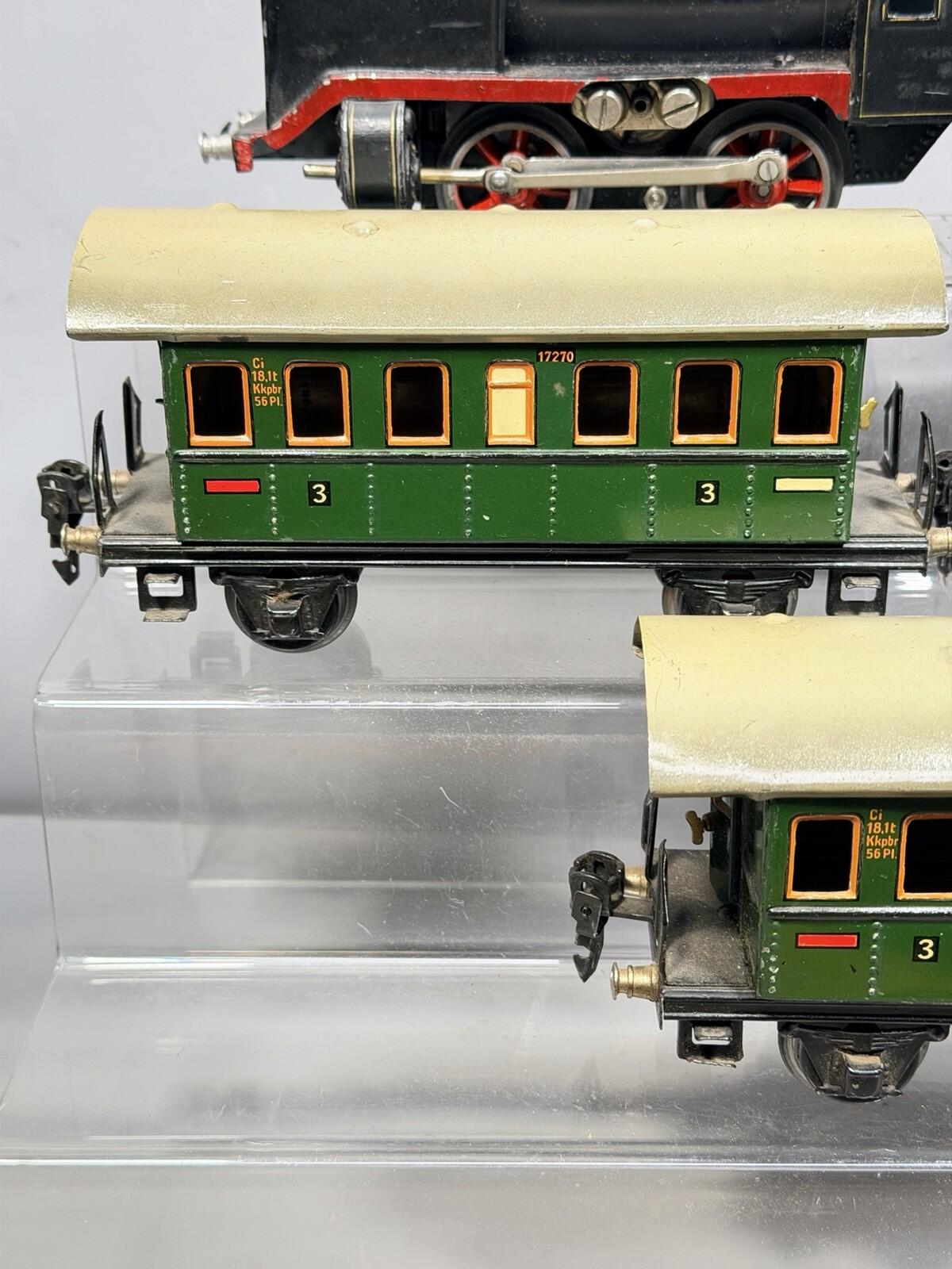 Marklin O Gauge 889 0-4-0 ELECTRIC LOCOMOTIVE  & TENDER  & Carriages WORKING