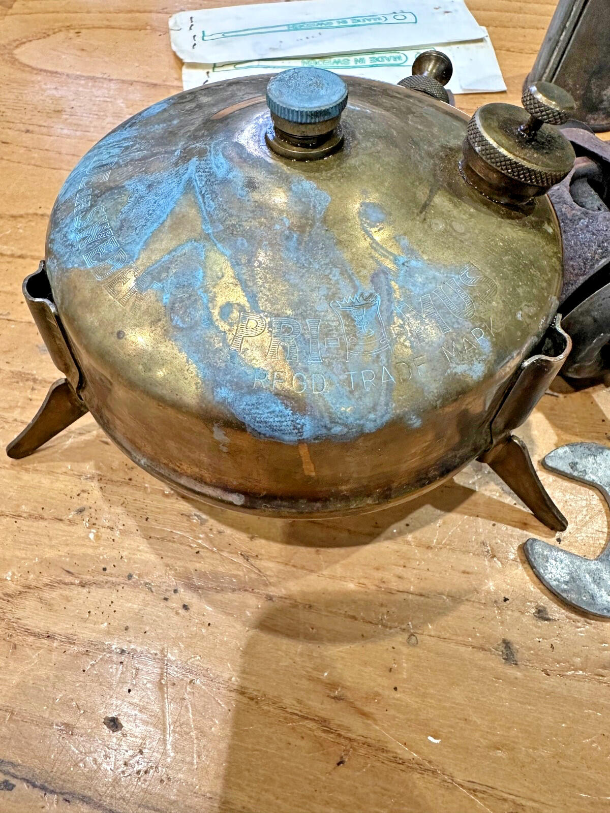 OPTIMUS No 210 CAMPING STOVE WITH ORIGINAL TIN BOX MADE IN SWEDEN VINTAGE