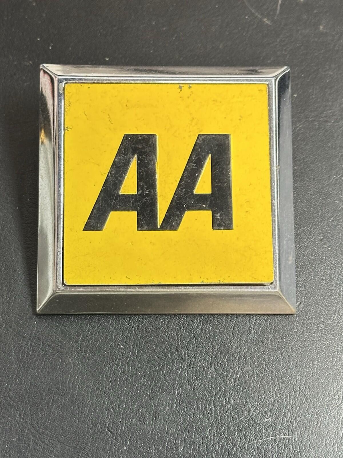 AA vintage CAR CLUB BADGE EMBLEM Genuine Item 1970’s Good Used