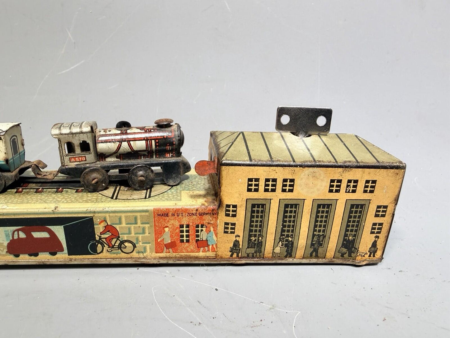 Arnold Wind Up Train Set Tinplate Station Track US Zone Germany 1940s Lithograph