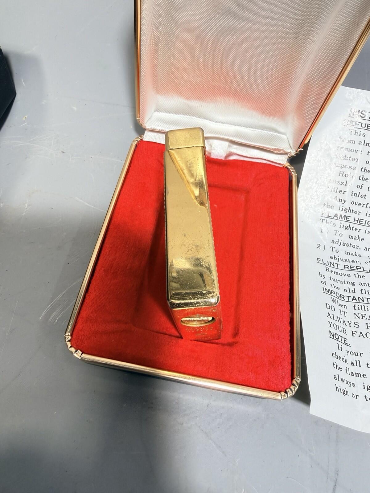 Vintage Hadson Triumph Lighter Gold Tone Japan Table Lighter w Case Mid Century