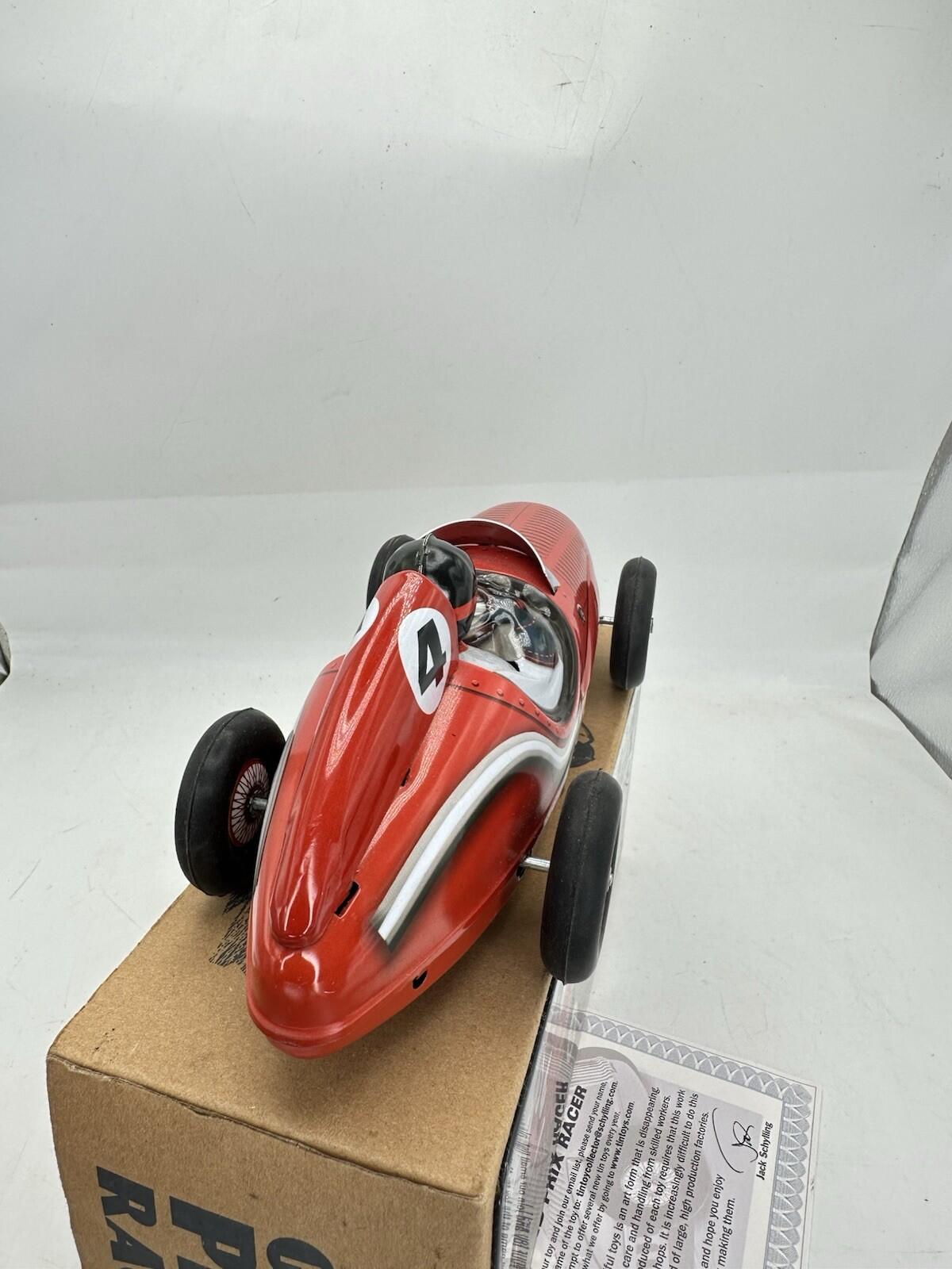 SCHYLLING Plate Grand Prix Race Car With Piston Sound Friction Power