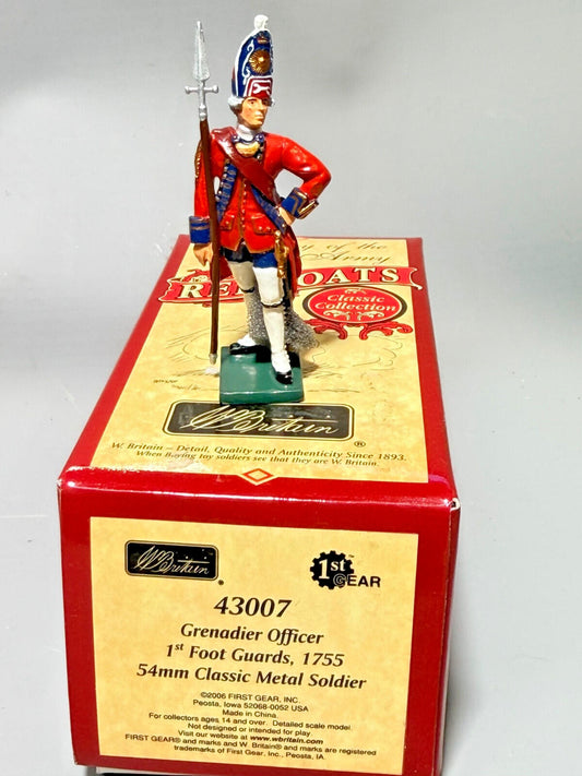 W. BRITAINS #43007 REDCOATS GRENADIER OFFICER  1st foot guard 1754 NOS 54MM