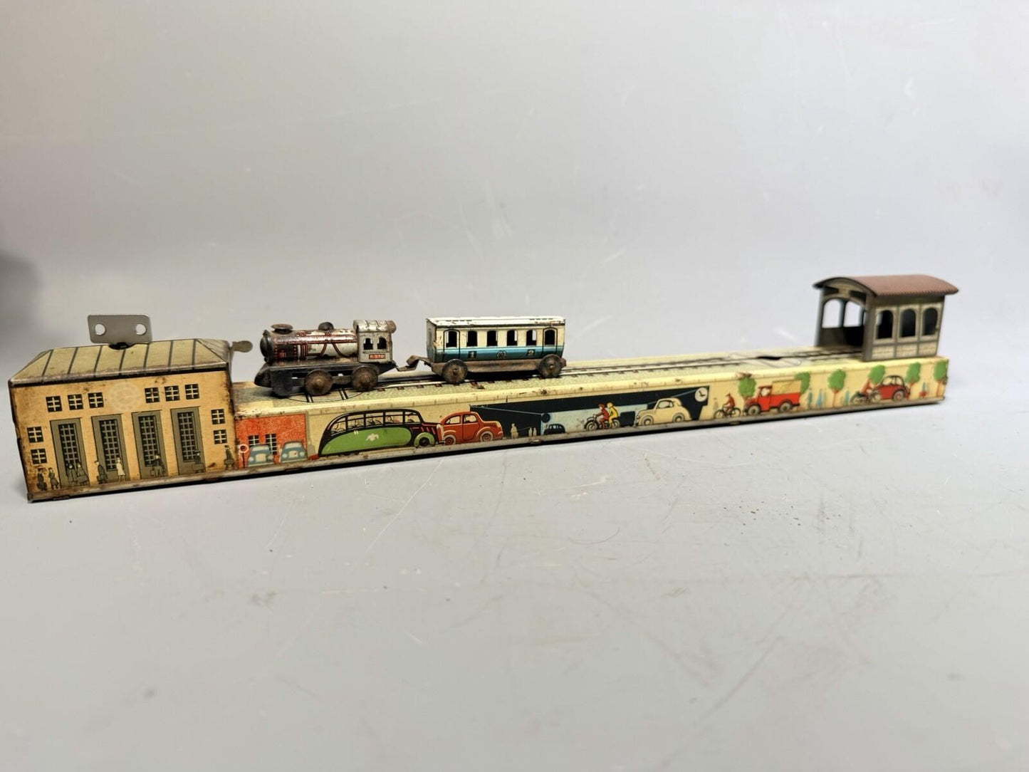 Arnold Wind Up Train Set Tinplate Station Track US Zone Germany 1940s Lithograph