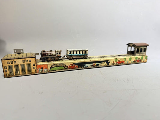 Arnold Wind Up Train Set Tinplate Station Track US Zone Germany 1940s Lithograph