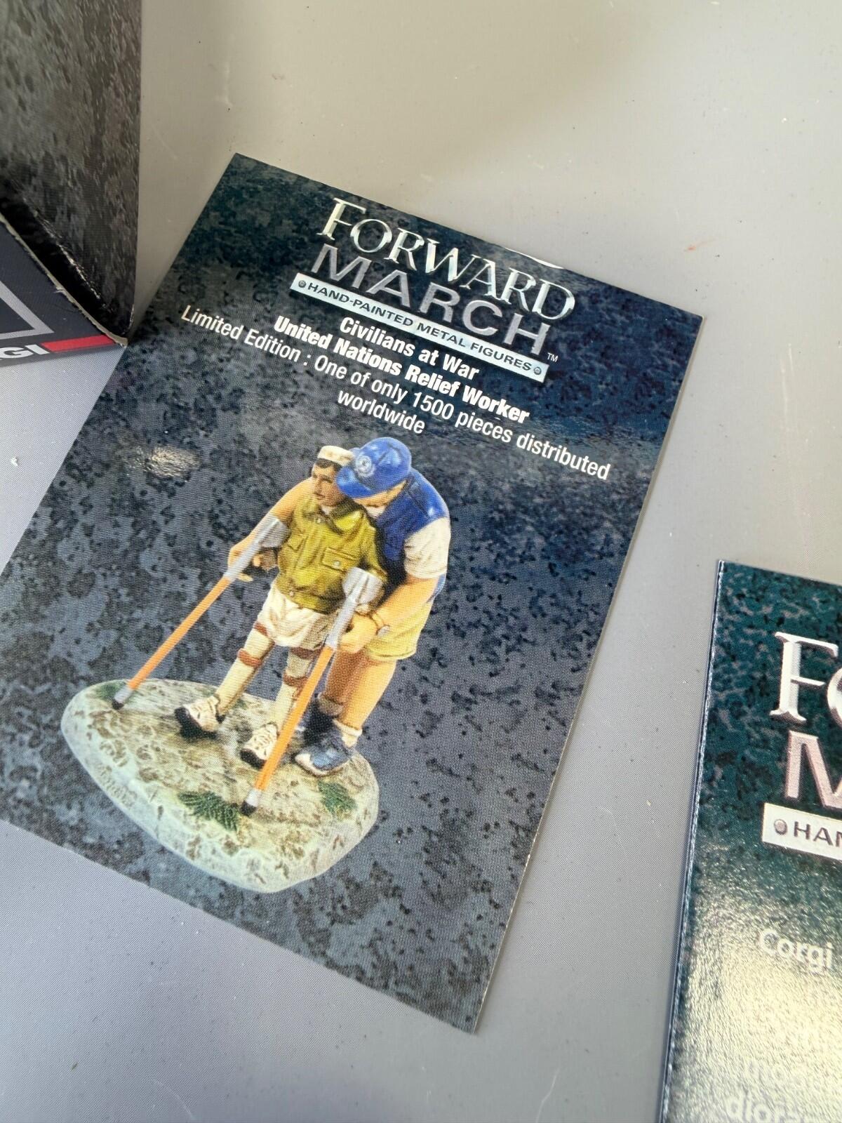 Corgi Forward March UN Relief Worker Civilians at War CC59182 Ltd Edition 1:32
