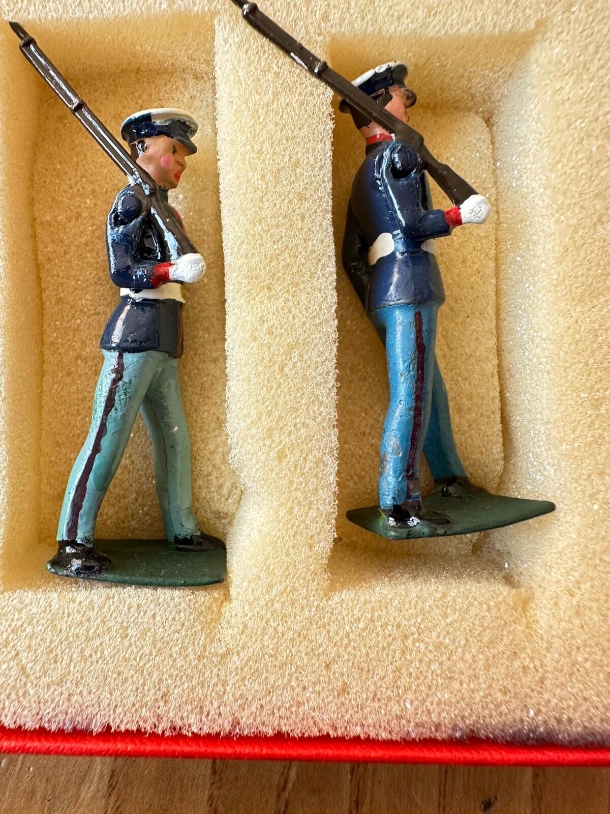 W Britains Post War 1948 Set 228 U.S. Marines with White Caps Original Paint