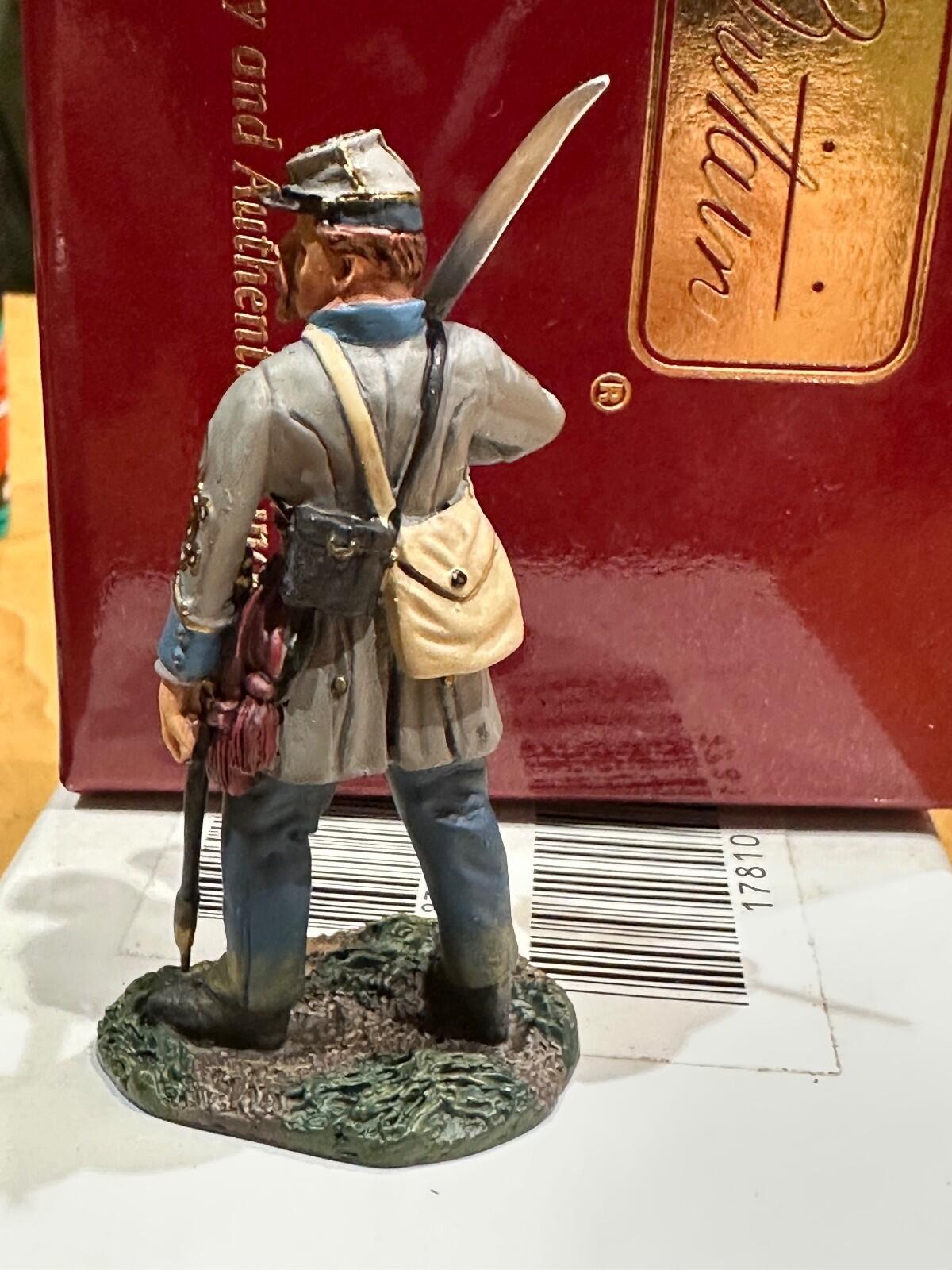 Britains. ACW 2006 CLUB FIGURE #17810 5TH VIRGINIA OFFICER STONEWALL BRIGADE NEW